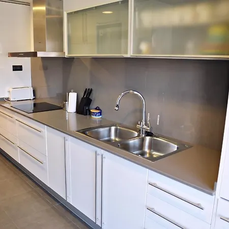 Apartment Port *
